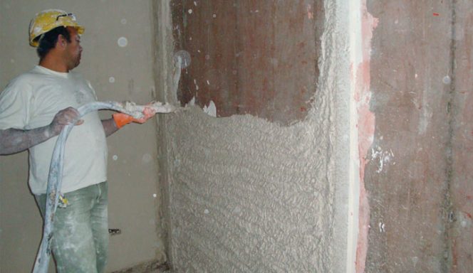yeso aplicación proyectada